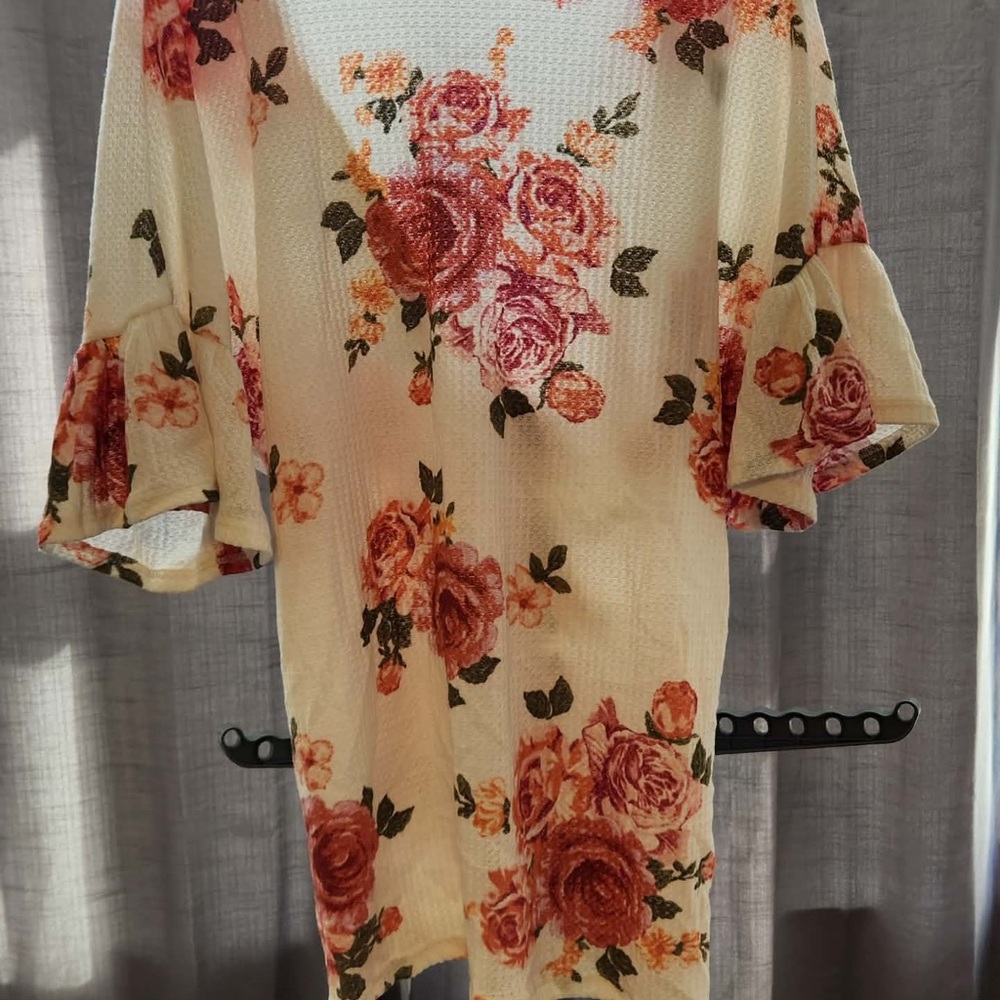 Floral Ruffle Sleeve Blouse - Cream and Pink